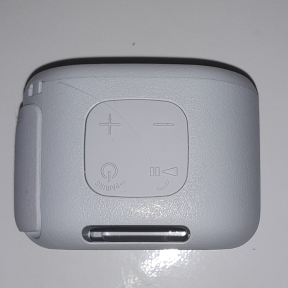 Bluetooth - Picture 4 of 5